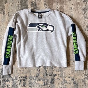 Women’s Seahawks Crop Sweatshirt Size S